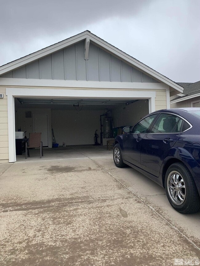 Building Photo - 9408 Long River Dr