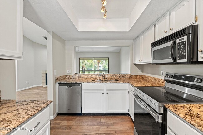 Foto del edificio - 257 Cranes Lake Dr