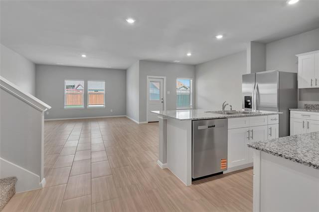 Foto del edificio - 16404 Severn Ln