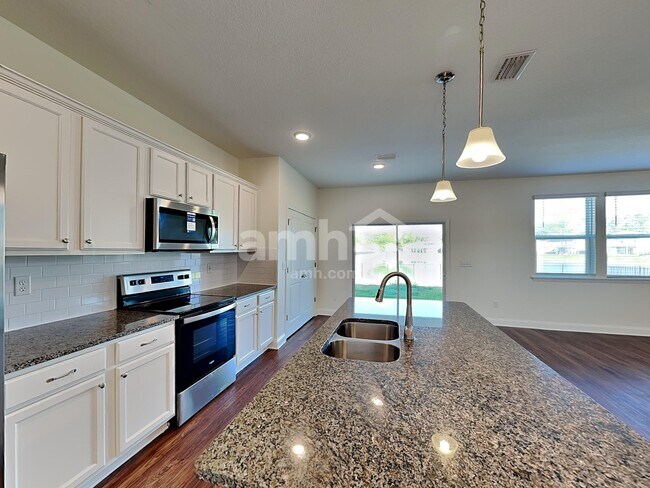 Foto del edificio - 47 Olivewood Pl