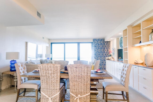 Building Photo - 4101 Ocean Dr