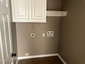 Building Photo - 2314 Colonial Springs Ln