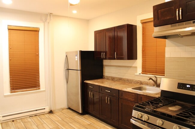 Foto del edificio - 224 BAYVIEW Ave