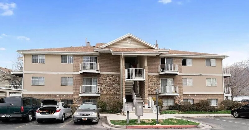 Primary Photo - 1245 Riverside Ave