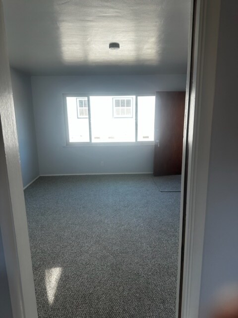 Building Photo - 205 Lang St