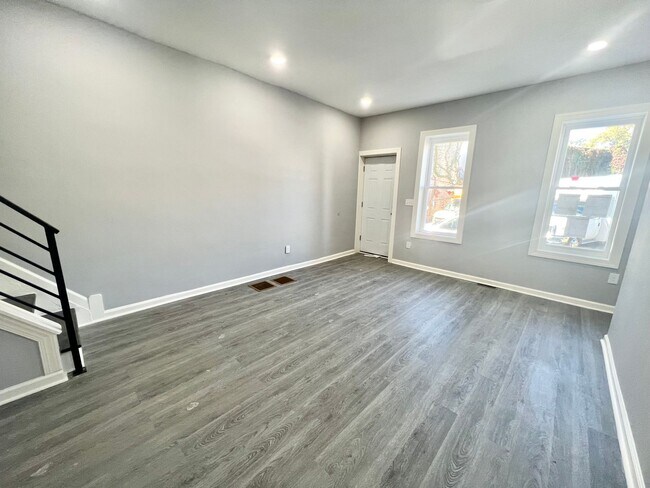 Foto del edificio - Anika Homes 3 Bedroom