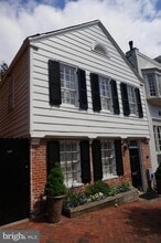 Building Photo - 1241 30th St NW