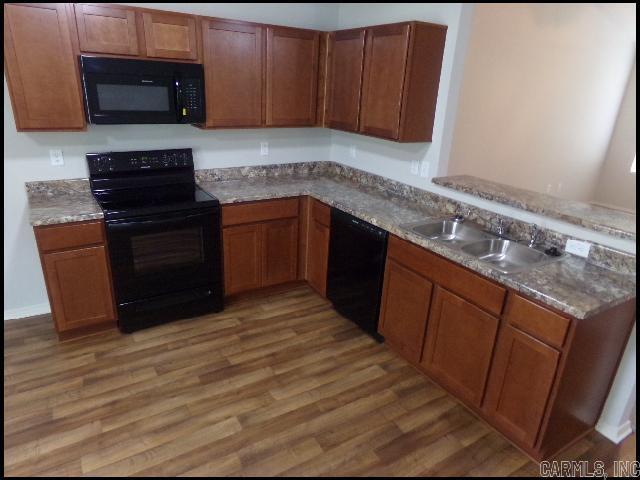 Foto del edificio - 6097 Saddle Hill Dr