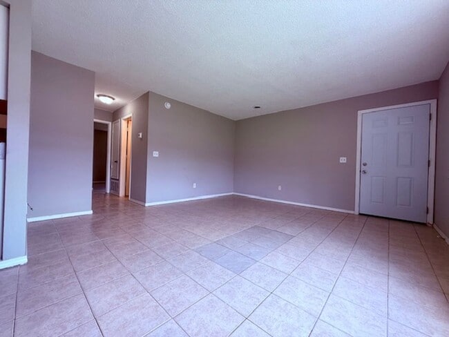 Building Photo - ***1247 W. Sunset***