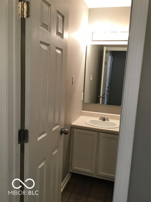 Foto del edificio - 6066 S Bay Dr