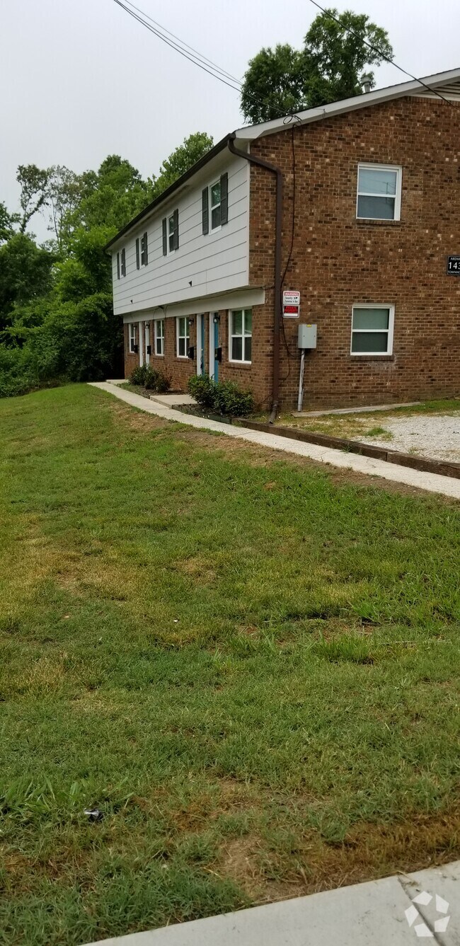 Townhomes for Rent in Greensboro NC 12 Townhouses