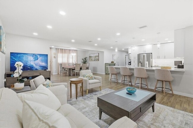 Building Photo - 5247 Carmilfra Dr