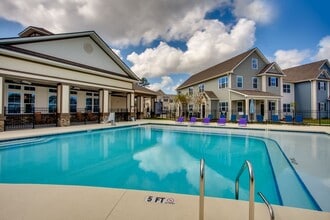 Building Photo - Cottages at Emerald Cove