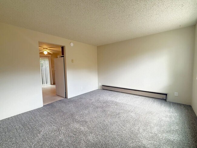 Foto del edificio - 1274 Quincy St