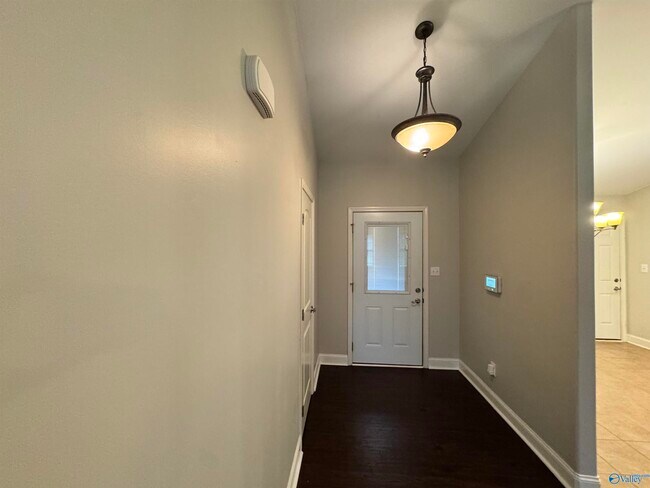 Foto del edificio - 252 New Bristol Ln
