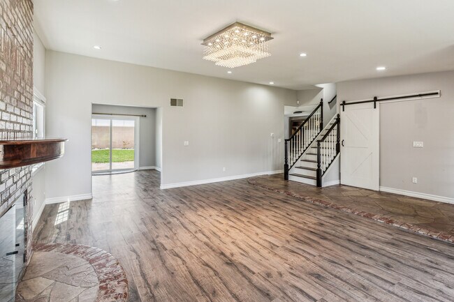 Building Photo - 17135 Buttonwood St