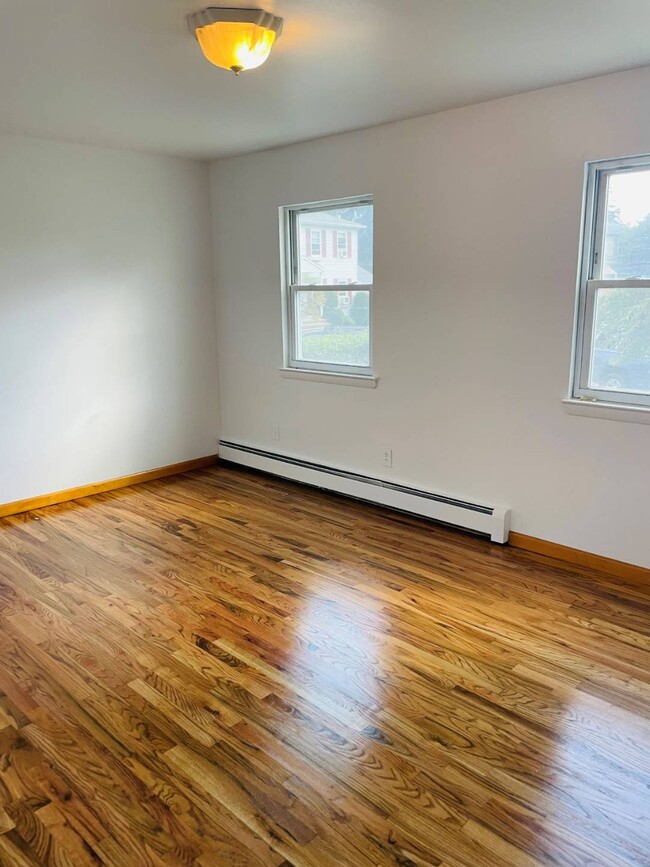 Building Photo - 13 Park Manor Ct
