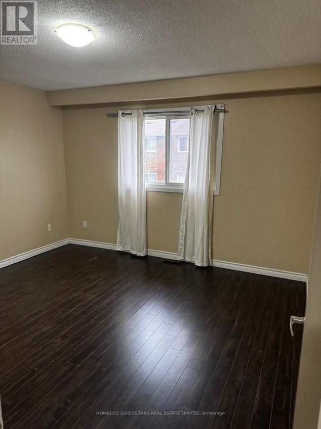 Building Photo - 379 Archdekin Dr