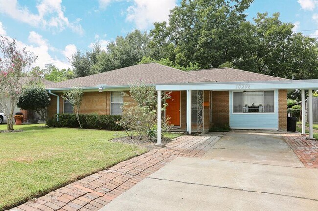 Building Photo - 10206 Bassoon Dr