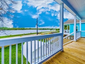 Building Photo - 4620 N Railroad Ave