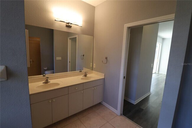 Foto del edificio - 2595 Snowflake Ln