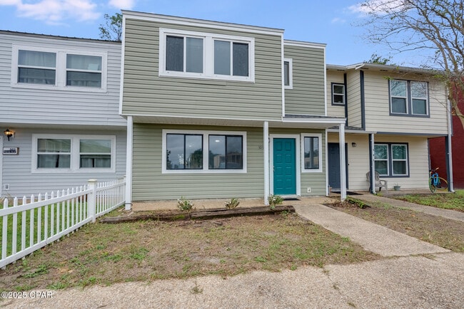 Building Photo - 505 Palermo Rd