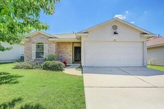 Building Photo - 207 Tolcarne Dr
