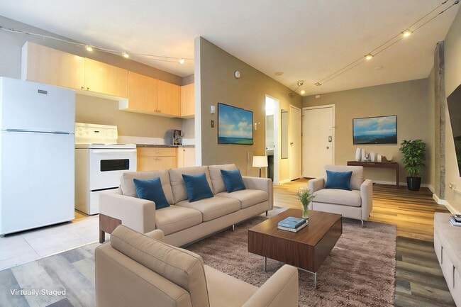 Building Photo - Avenue Tower