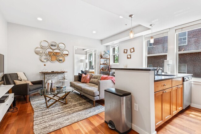Foto del edificio - 2535 13th St NW