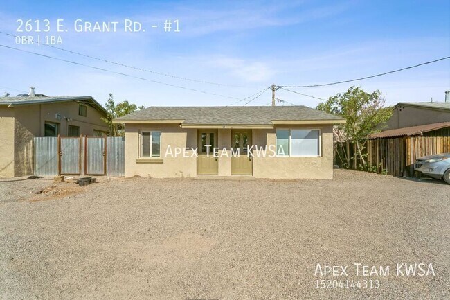 Foto del edificio - 2613 E Grant Rd