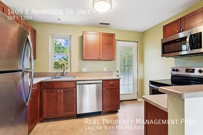 Foto del edificio - 1409 E Abingdon Dr