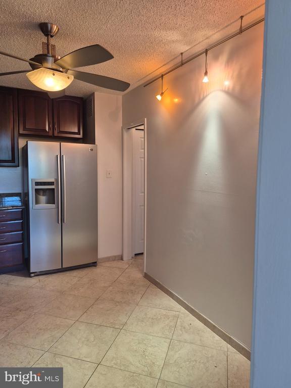 Building Photo - 3705 S George Mason Dr