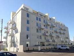 Foto del edificio - 825 E 4th St