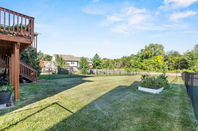 Foto del edificio - 1552 Cook Cir