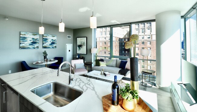 Photo - 720 S Michigan Ave Apartment