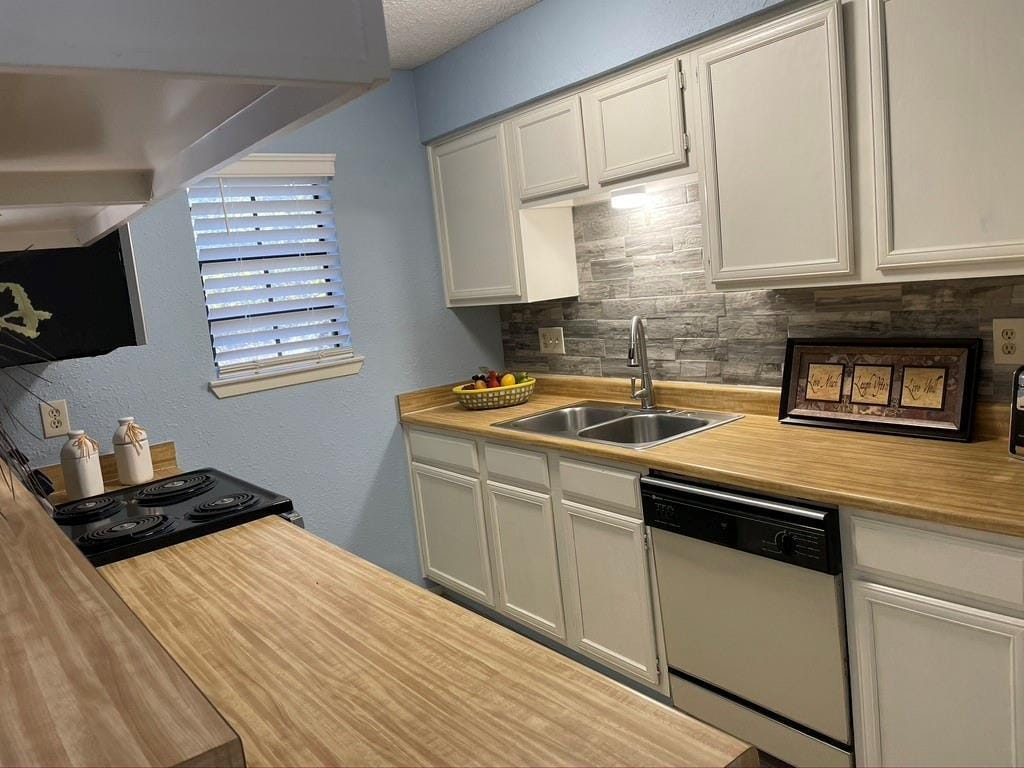 Foto principal - 4159 Steck Ave