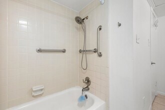 Building Photo - 1809 Stoney Brook Dr