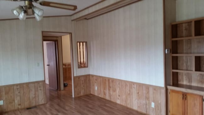 Building Photo - 3841 SE 85th St