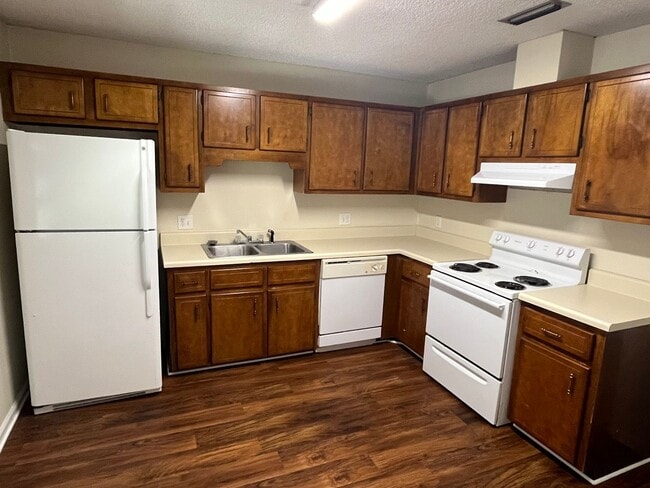 Foto del edificio - 2BD/1B Duplex