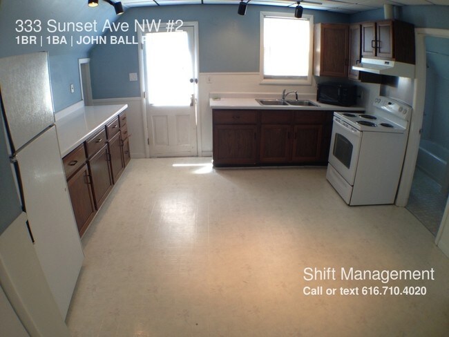 Foto del edificio - 333 Sunset Ave NW