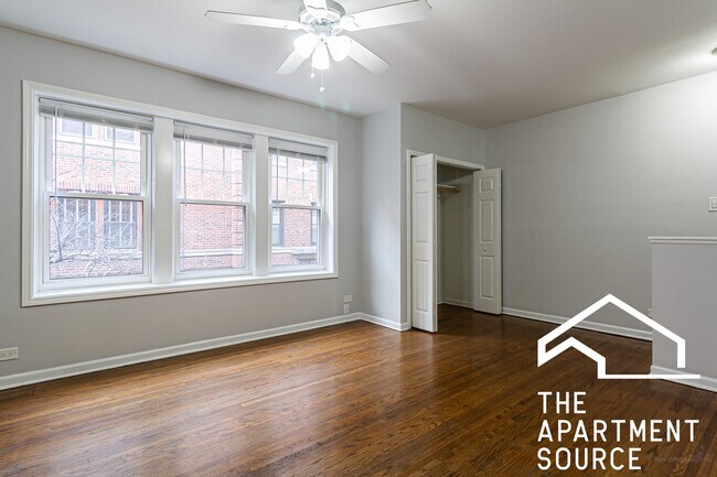 Foto del edificio - 3708 N Sheffield Ave