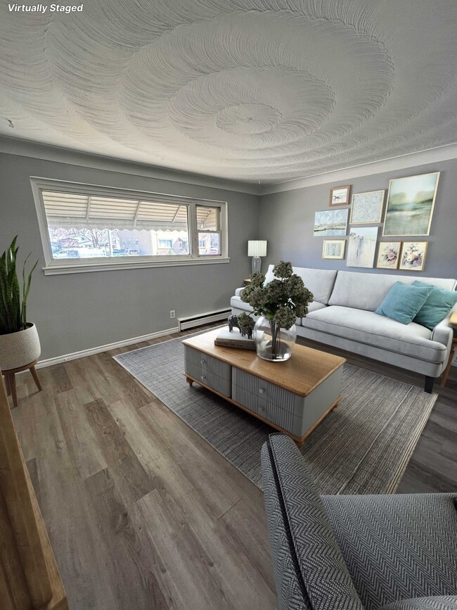 Building Photo - 125 Sutton St