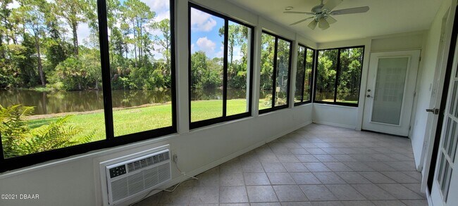 Building Photo - 100 Kingbird Cir