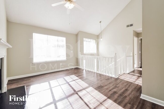 Building Photo - 3630 River Ridge Ct