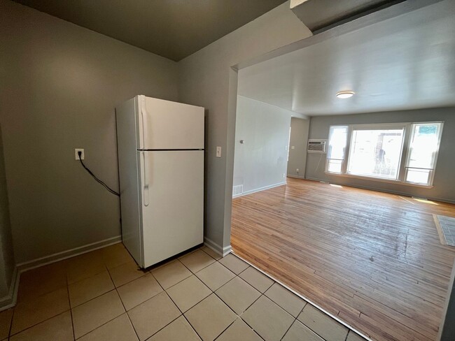 Foto del edificio - Taylor Street 4813-4815