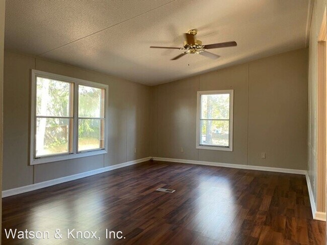 Foto del edificio - 3 br, 2 bath House - 210 Jones Rd