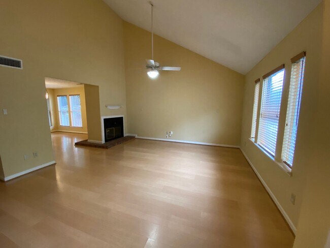 Building Photo - 3Bd/2.5Ba Single Family Home in Alpharetta