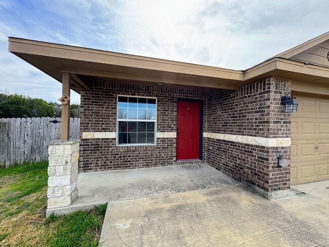 Building Photo - 1806 Tru Trail