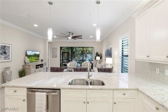 Building Photo - 13435 Silktail Dr