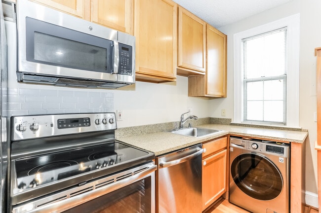 Foto del edificio - 1401 Columbia Rd NW